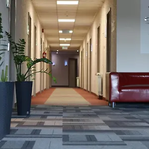 Only 15 Minutes To Center, Free Secure Parking Budapest