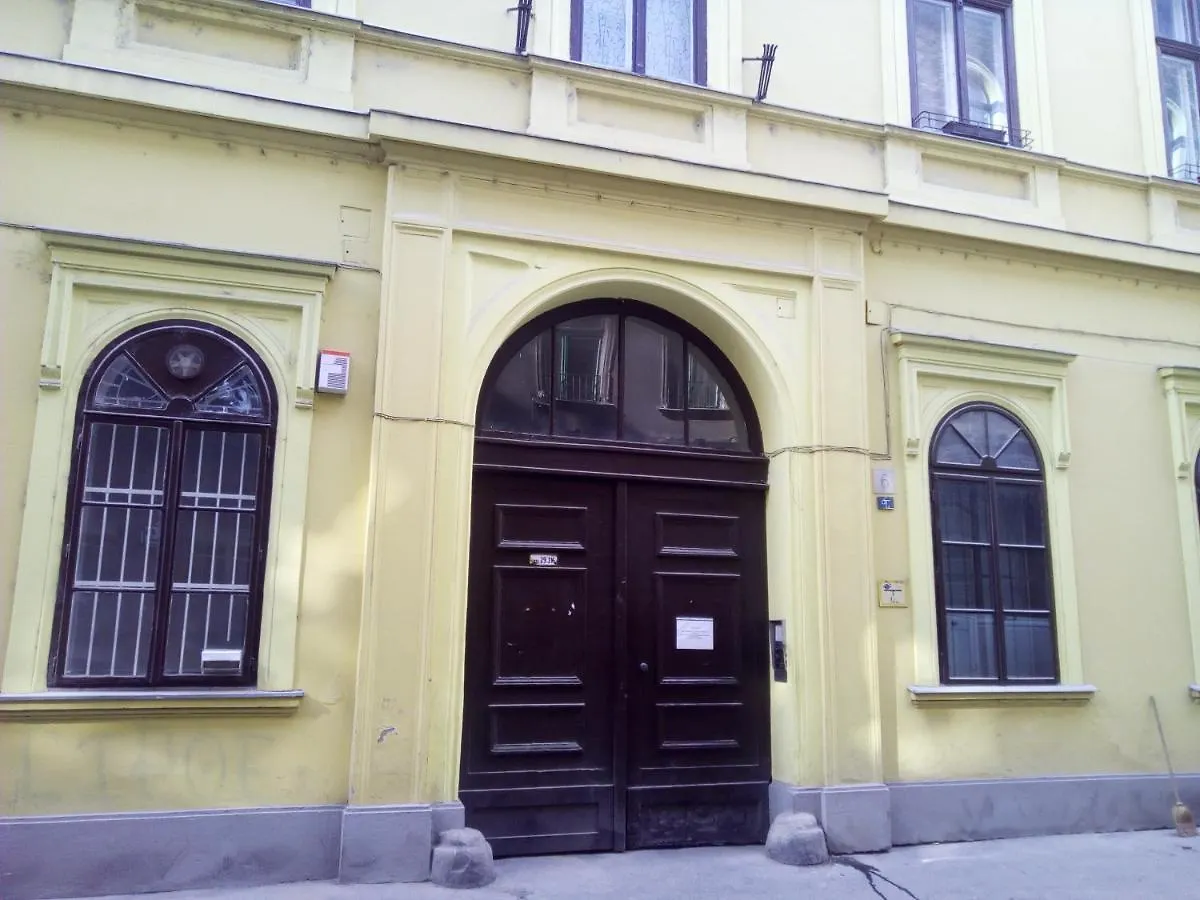 Operahouse Rooms Budapest 0*,  Ungarn