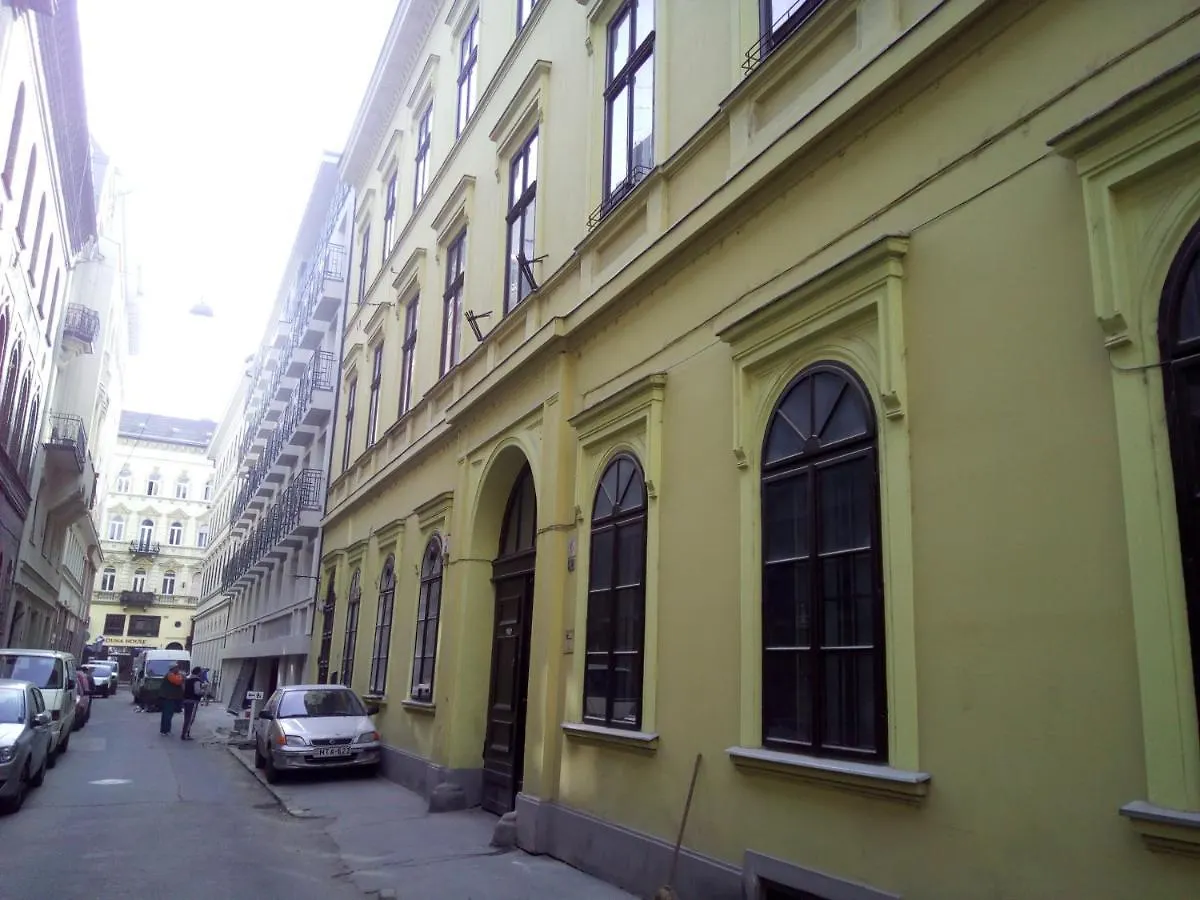 Operahouse Rooms Budapešť